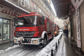 Gaziantep'te iş yerinde çıkan yangında 6 kişi dumandan etkilendi 52 Gaziantep'te iş yerinde çıkan yangında 6 kişi dumandan etkilendi