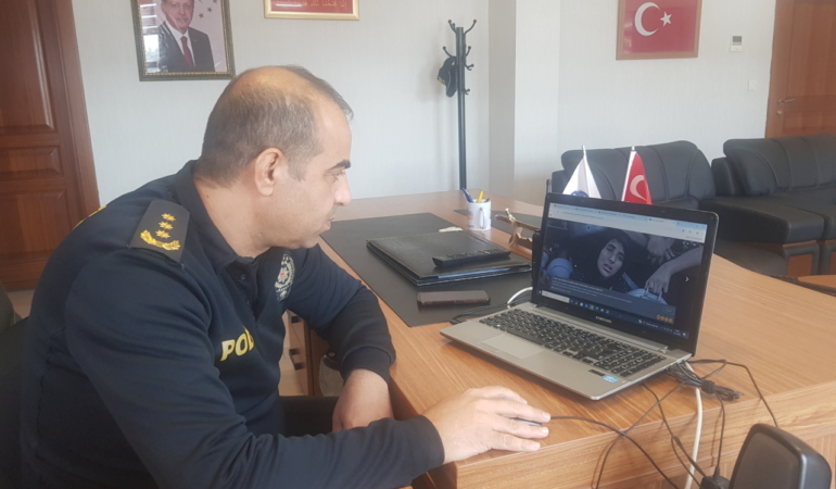 İslahiye İlçe Emniyet Müdürü Taşkır, AA'nın "Yılın Kareleri" oylamasına katıldı