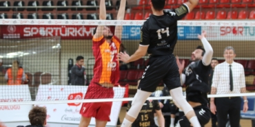 Voleybol: SMS Grup Efeler Ligi