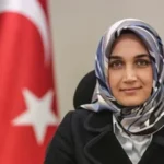 “Tarihi İmza: Türkiye’nin İlk Başörtülü Valisi Kübra Güran Yiğitbaşı İçişleri Bakan Yardımcısı Oldu” 90 35d923e0-862a-4837-b8fe-36279b18cb8d