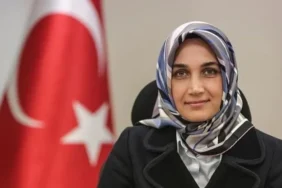 “Tarihi İmza: Türkiye’nin İlk Başörtülü Valisi Kübra Güran Yiğitbaşı İçişleri Bakan Yardımcısı Oldu” 7 35d923e0-862a-4837-b8fe-36279b18cb8d