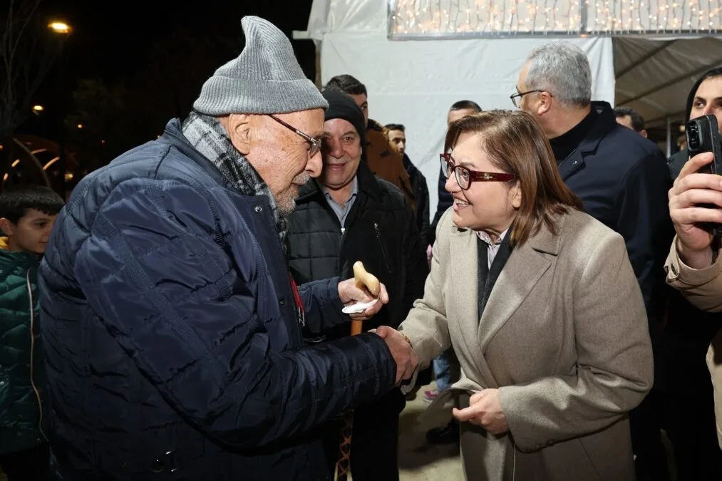 BAŞKAN ŞAHİN VATANDAŞLARLA İFTARDA BULUŞTU 1 7654