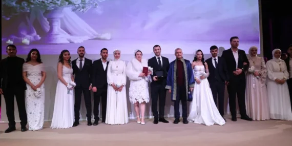 AA-20260214-40555231-40555230-GAZIANTEPTE_62_CIFT_SEVGILILER_GUNUNDE_EVLENDI