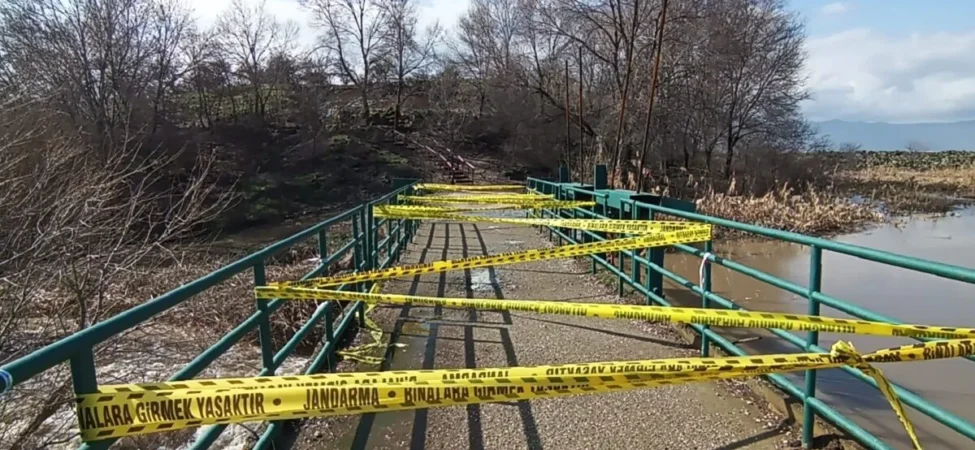 Tilmenhöyük Arkeolojik Parkı, Karasu Çayı'nda debi artışı nedeniyle geçici olarak ziyarete kapatıldı 8 AA-20260216-40569432-40569431-TILMENHOYUK_ARKEOLOJIK_PARKI_KARASU_CAYINDA_DEBI_ARTISI_NEDENIYLE_GECICI_OLARAK_ZIYARETE_KAPATILDI