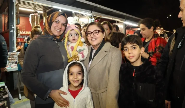 BAŞKAN ŞAHİN VATANDAŞLARLA İFTARDA BULUŞTU 80 BAŞKAN ŞAHİN VATANDAŞLARLA İFTARDA BULUŞTU (8)