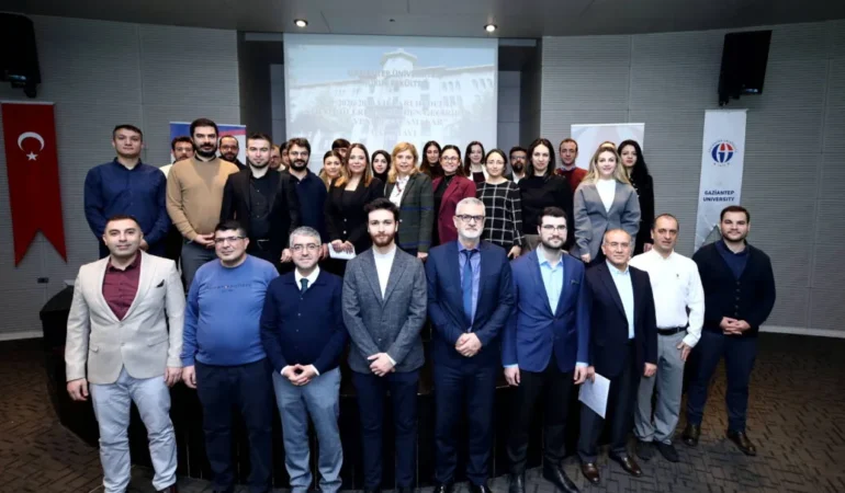 GAZİANTEP ÜNİVERSİTESİ HUKUK FAKÜLTESİ ÇALIŞTAY DÜZENLEDİ 25 IMG_9430