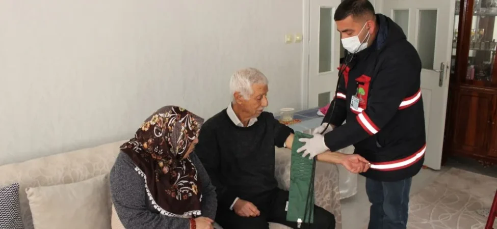 ŞEHİTKAMİL’DEN GÖNÜLLERE DOKUNAN ‘VEFAHİZMETİ’ 5 IMG_9491