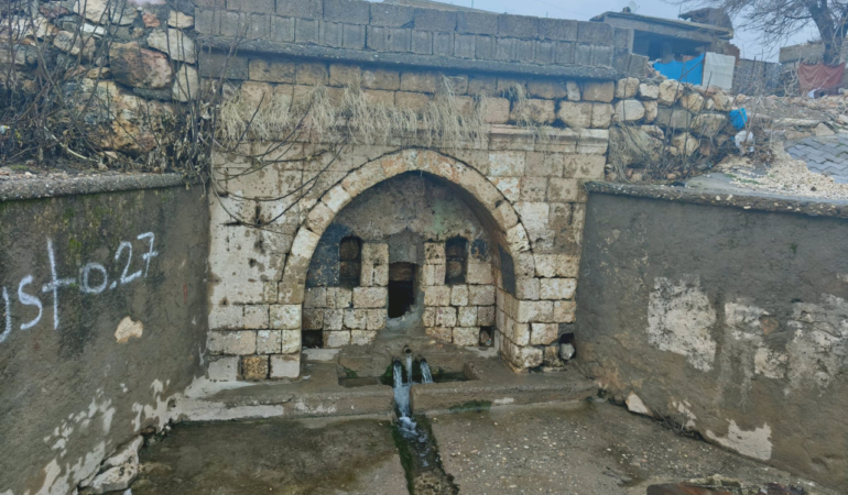 Araban'da yağışların ardından iki tarihi çeşmede su yeniden aktı 27 Araban'da yağışların ardından iki tarihi çeşmede su yeniden aktı