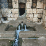 Araban'da yağışların ardından iki tarihi çeşmede su yeniden aktı