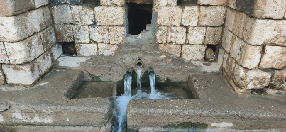 Araban'da yağışların ardından iki tarihi çeşmede su yeniden aktı 10 Araban'da yağışların ardından iki tarihi çeşmede su yeniden aktı