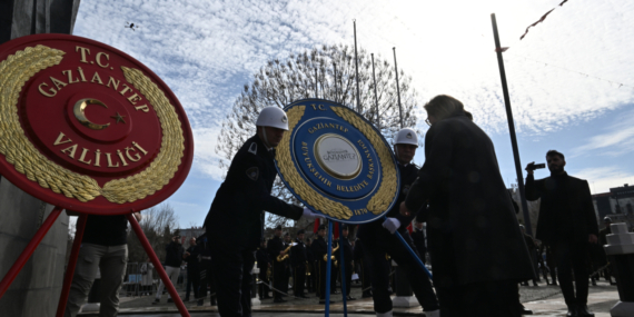 Gaziantep'e "Gazi" unvanı verilişinin 105. yılı kutlandı