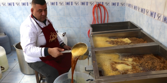 Gazianteplilerin iftar sofralarındaki vazgeçilmez içeceği: "Meyan şerbeti"