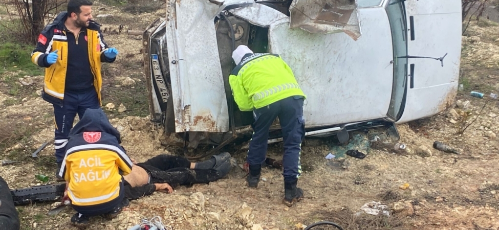 Gaziantep'te şarampole devrilen otomobilde 1 kişi öldü, 1 kişi yaralandı