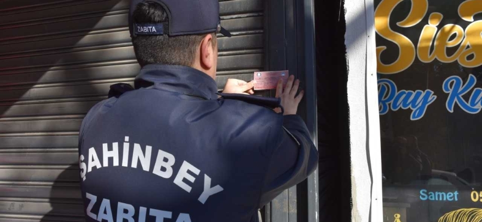 Gaziantep'te son kullanma tarihi geçmiş ürün satan iki iş yerine kapatma cezası 6 Gaziantep'te son kullanma tarihi geçmiş ürün satan iki iş yerine kapatma cezası