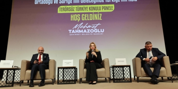 Gaziantep'te "Terörsüz Türkiye" paneli düzenlendi 13 Gaziantep'te "Terörsüz Türkiye" paneli düzenlendi