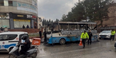 Gaziantep'te yolcu midibüsünde çıkan yangın söndürüldü