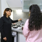 Kız çocuğu hasretiyle başlayan "koruyucu aile" serüveni kurdukları dernekle büyüyor 4 Kız çocuğu hasretiyle başlayan "koruyucu aile" serüveni kurdukları dernekle büyüyor