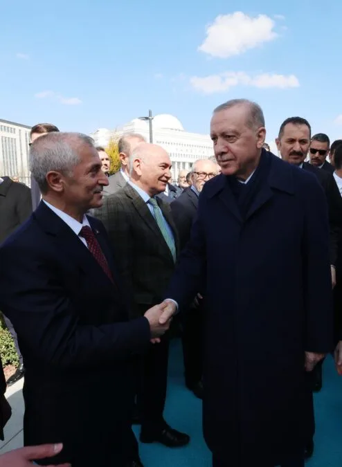 CUMHURBAŞKANI ERDOĞAN’A BAŞKAN TAHMAZOĞLU’NDAN ANLAMLI HEDİYE 1 29030