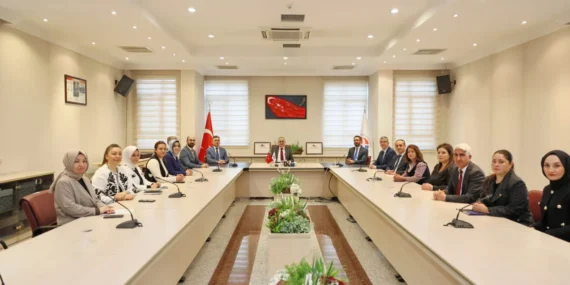GAÜN KAMPÜSLERİ SAĞLIKLI YAŞAMIN DESTEKÇİSİ OLMAYA DEVAM EDİYOR - (1)