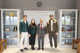 GAÜN REKTÖRÜ DOĞAN KAZAKİSTANLI ÖĞRENCİLERLE BİR ARAYA GELDİ