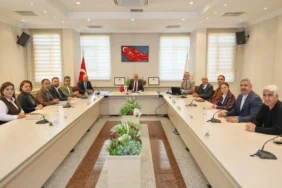REKTÖR PROF_ DR_ DOĞAN, MESLEK YÜKSEKOKULU MÜDÜRLERİYLE BİR ARAYA GELDİ