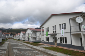 AK Parti Genel Başkan Yardımcısı Zorlu, Gaziantep'te anahtar teslim törenine katıldı: