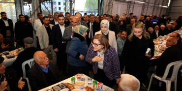 Gaziantep Büyükşehir Belediye Başkanı Şahin, Araban'da iftara katıldı 9 Gaziantep Büyükşehir Belediye Başkanı Şahin, Araban'da iftara katıldı