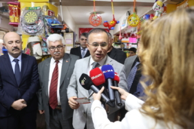 Gaziantep'te ihtiyaç sahibi aileler "Bakkal Kart" projesiyle destekleniyor
