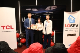 TCL Electronics Türkiye'den LÖSEV'li çocuklara sinema odası