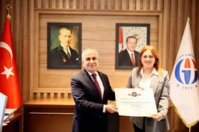 GAÜN’E ENGELSİZ ÜNİVERSİTE ÖDÜLÜ_
