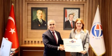 GAÜN’E ENGELSİZ ÜNİVERSİTE ÖDÜLÜ_