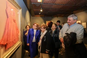 GAZİANTEP BÜYÜKŞEHİR, BİLGE KAZAZ’IN ÇEYİZİNİ KENT HAFIZASINA DÖNÜŞTÜRDÜ (1)