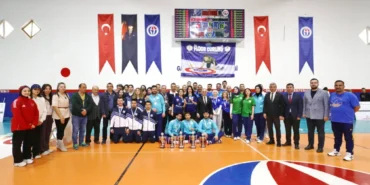 GAZİANTEP’TE ÜNİLİG FLOOR CURLİNG TÜRKİYE ŞAMPİYONASI TAMAMLANDI-1