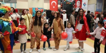 Hasan Kalyoncu Üniversitesi Hemşirelik Bölümü Öğrencilerinden Çocuklara Bayram Hediyesi (3)