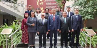 KIRGIZİSTAN’IN ANKARA BÜYÜKELÇİSİ KAZAKBAYEV’DEN GAÜN REKTÖRÜ DOĞAN’A ZİYARET - (5)