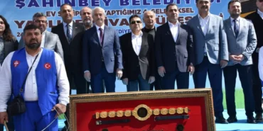 YAĞLI GÜREŞ KORTEJ (3)