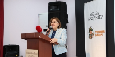 Başkan Şahin "Yetenek Kaşifi" programının veli bilgilendirme toplantısına katıldı