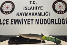 Gaziantep'te bıçak taşıyan şüpheliye işlem yapıldı