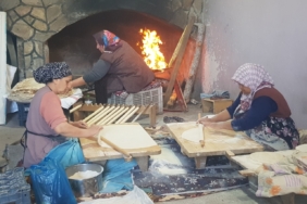Gaziantep'te kadınların ürettiği yufka ekmekler belediye aracılığıyla satılıyor