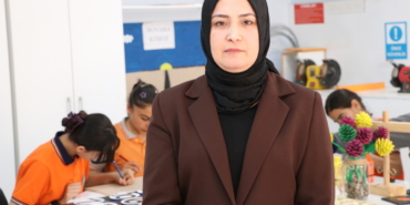 Ortaokul öğrencilerinin atık malzemelerden yaptığı ürünler köy okullarına kazandırılıyor