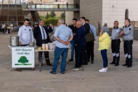 Gastronomi kenti Gaziantep'te, Müzeler Haftası kapsamında ziyaretçilere beyran ikram edildi