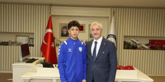U17 AVRUPA ŞAMPİYONASI’NDA MUHAMMED GÖLHA’DAN GÜMÜŞ MADALYA