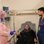 Hemşire anne ile doktor oğlu aynı hastanede görev yapıyor