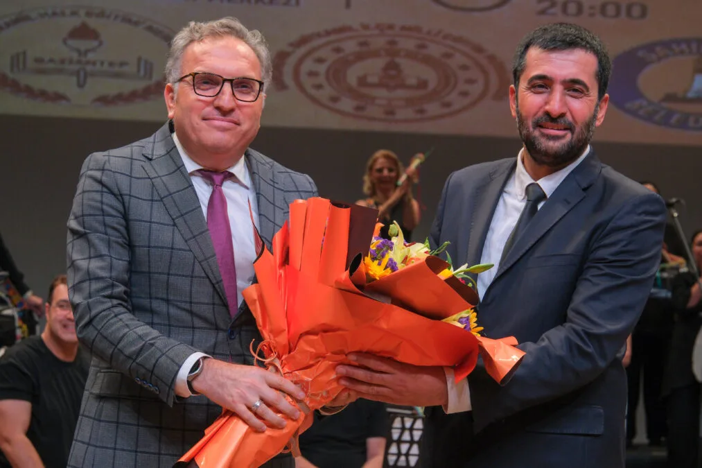 150 ÖĞRETMEN, TEK YÜREK, TEK RİTİM OLDU 4 123462