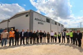 BAŞKAN ŞAHİN, GAZİ KONUT TARAFINDAN YAPILAN YENİ ADAKÇILAR SİTESİ’Nİ İNCELEDİ (4)