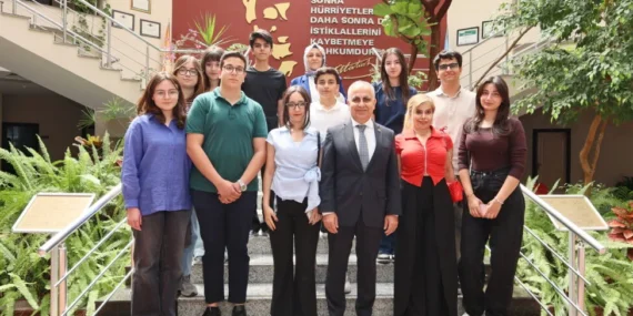 ÇOCUK HAKLARI KOMİTESİ YÖNETİMİNDEN REKTÖR DOĞAN’A ZİYARET - (3)