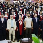 Gaziantep Üniversitesi (GAÜN) Azez İslami İlimler Fakültesi 2025–2026 akademik yılı mezuniyet töreni gerçekleştirildi. 50 GAÜN AZEZ İSLAMİ İLİMLER FAKÜLTESİ MEZUNLARINI COŞKULU BİR TÖRENLE UĞURLADI-4