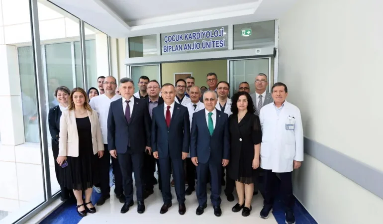 GAÜN ÇOCUK HASTANESİ’NDE PEDİATRİK EPS ÜNİTESİ VALİ ÇEBER’İN KATILIMIYLA AÇILDI 29 GAÜN ÇOCUK HASTANESİ’NDE PEDİATRİK EPS ÜNİTESİ VALİ ÇEBER’İN KATILIMIYLA AÇILDI - (7)