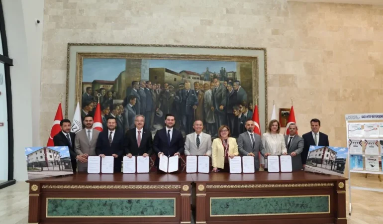 GAZİANTEP BÜYÜKŞEHİR HAFTAYA 5 YENİ PROJEYLE BAŞLADI 26 GAZİANTEP BÜYÜKŞEHİR HAFTAYA 5 YENİ PROJEYLE BAŞLADI (5)