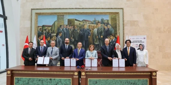 GAZİANTEP BÜYÜKŞEHİR'DEN ANNE VE BEBEK SAĞLIĞI İÇİN ÖRNEK ADIM (3)